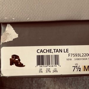 7.5 Franco Sarto Cache - Tan